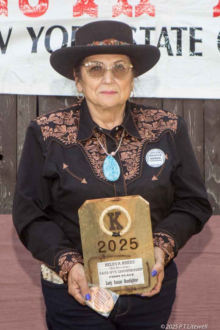 Ladies Senior Gunfighter